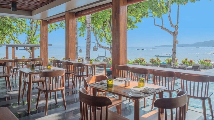 Candi Beach Resort & Spa